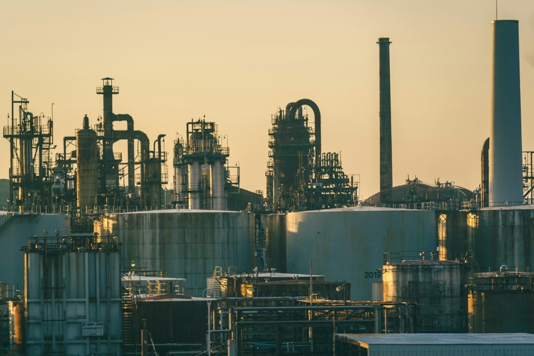 Chemical industrial plant with pipes and storage tanks